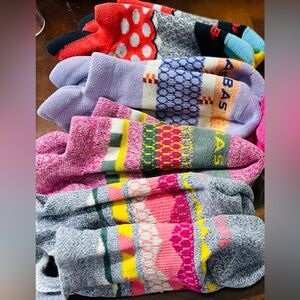 Youth bombas. 4 pairs